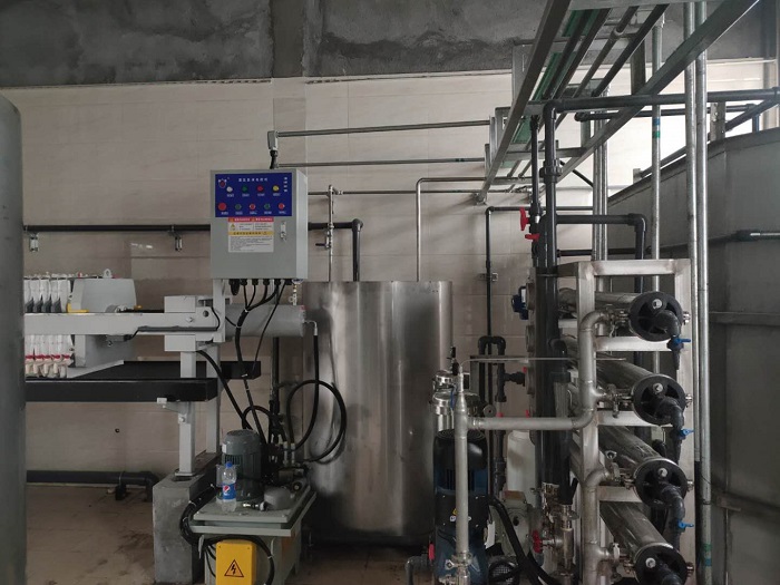 熱泵低溫蒸發器.jpg 熱泵低溫蒸發器.jpg